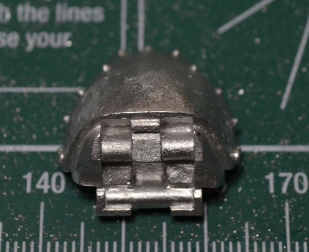 008_remove_hand_spikes